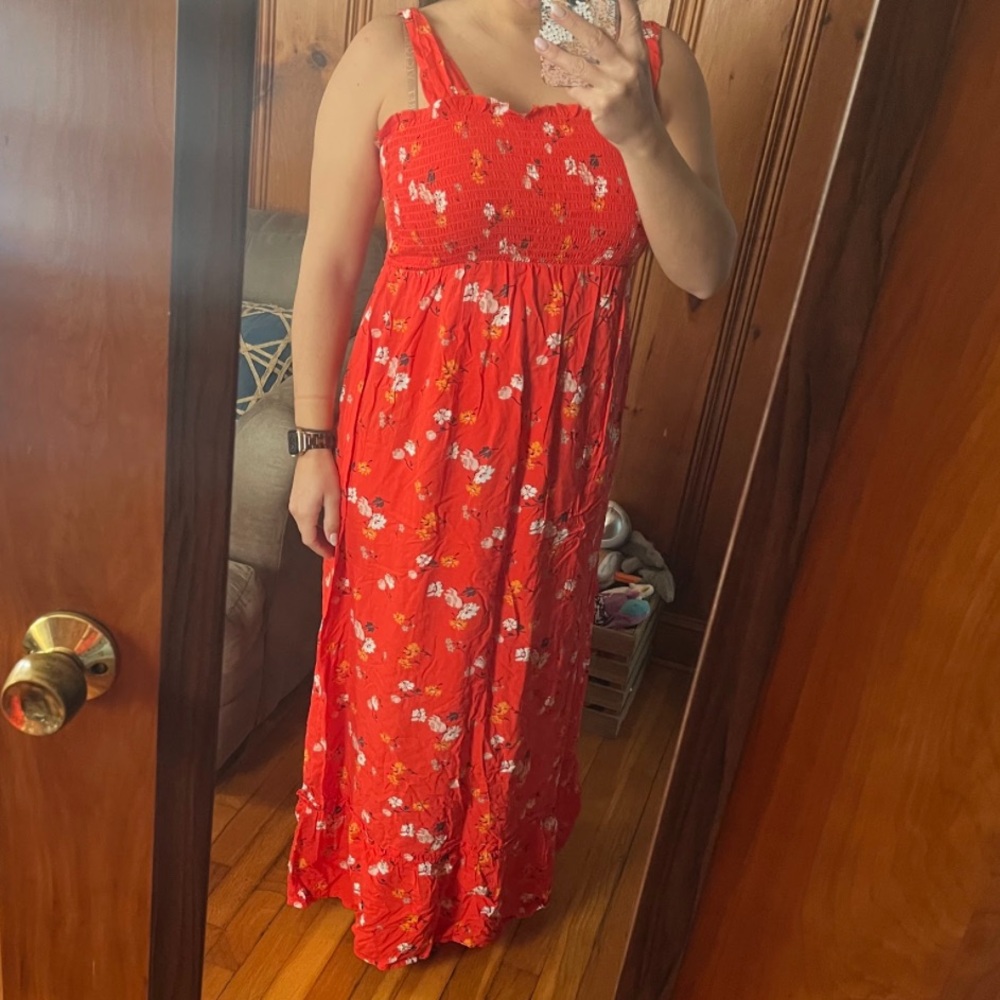Isabel Maternity by Ingrid & Isabel Red Floral Dress - Picture 2 of 2